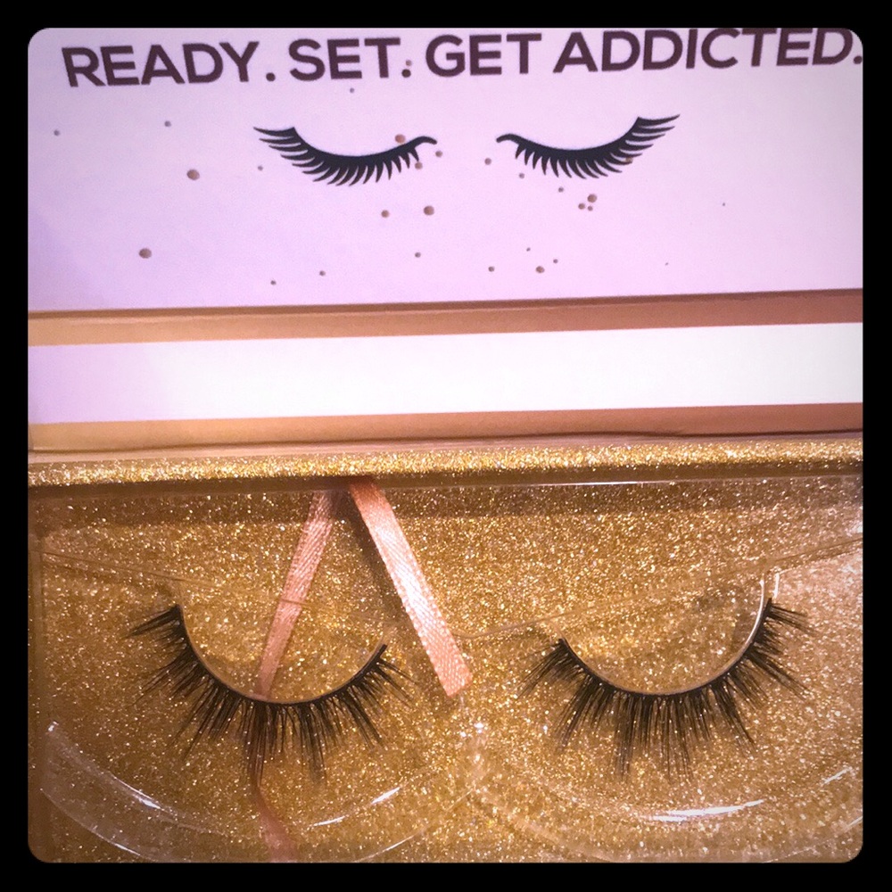 Eyelashes